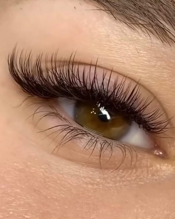 Full volume eyelash extensions