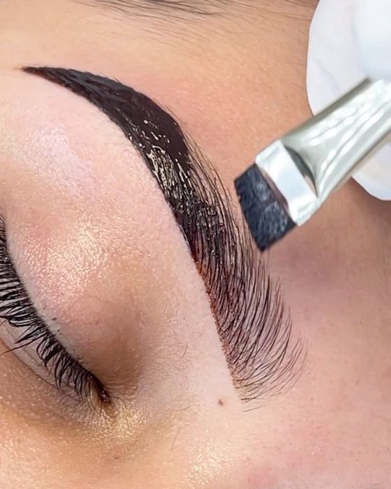 Brow tint and lift treatment